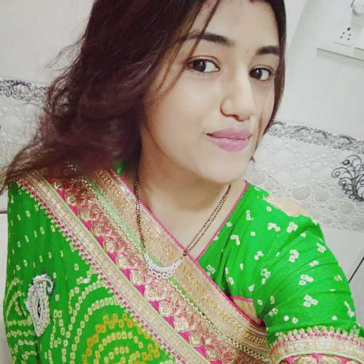 profile image of Pooja shah