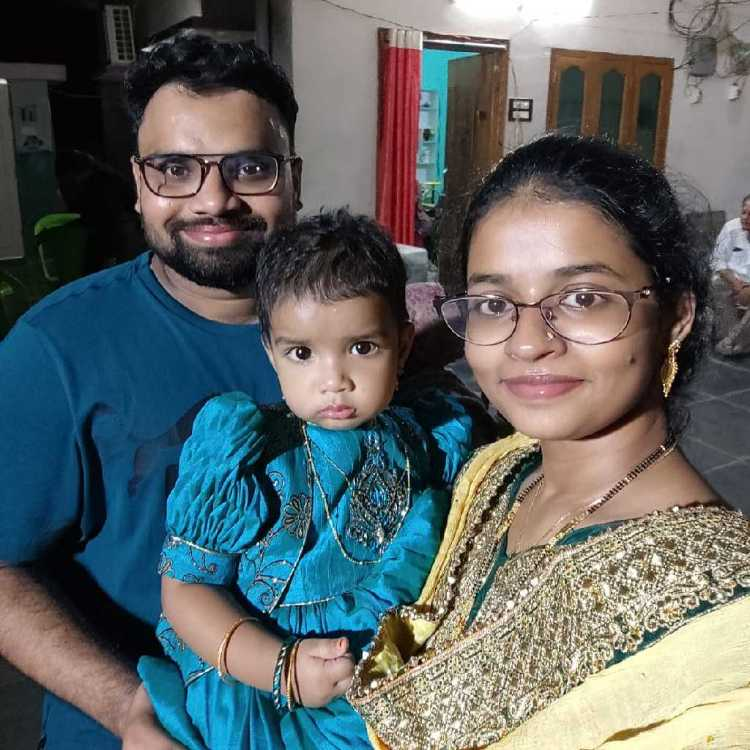 profile image of Azeena Khan