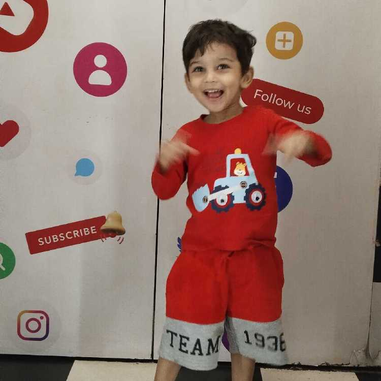 profile image of Khushboo Gada