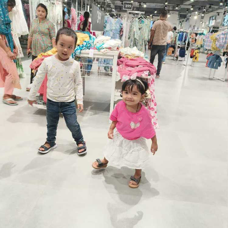 profile image of sajida begum