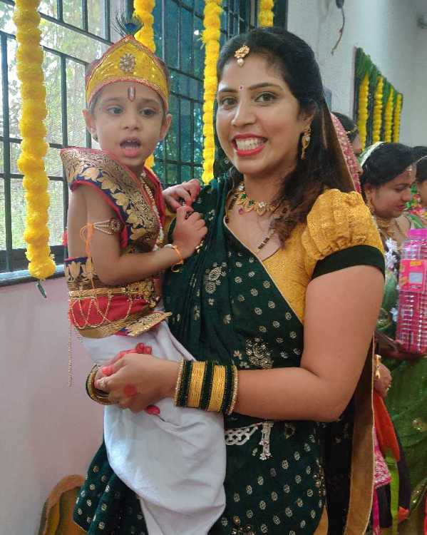 profile image of Aashi Deshmukh