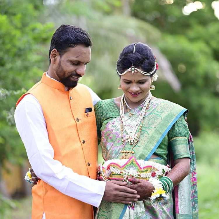 profile image of Dipali Divekar