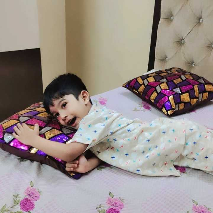 profile image of Sara Shawkat