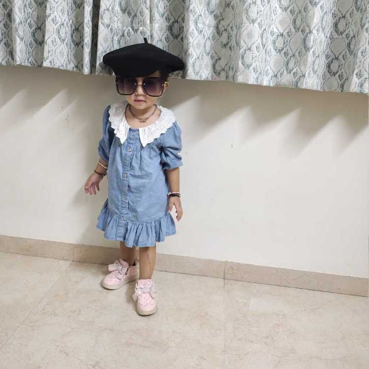 profile image of himani sharma