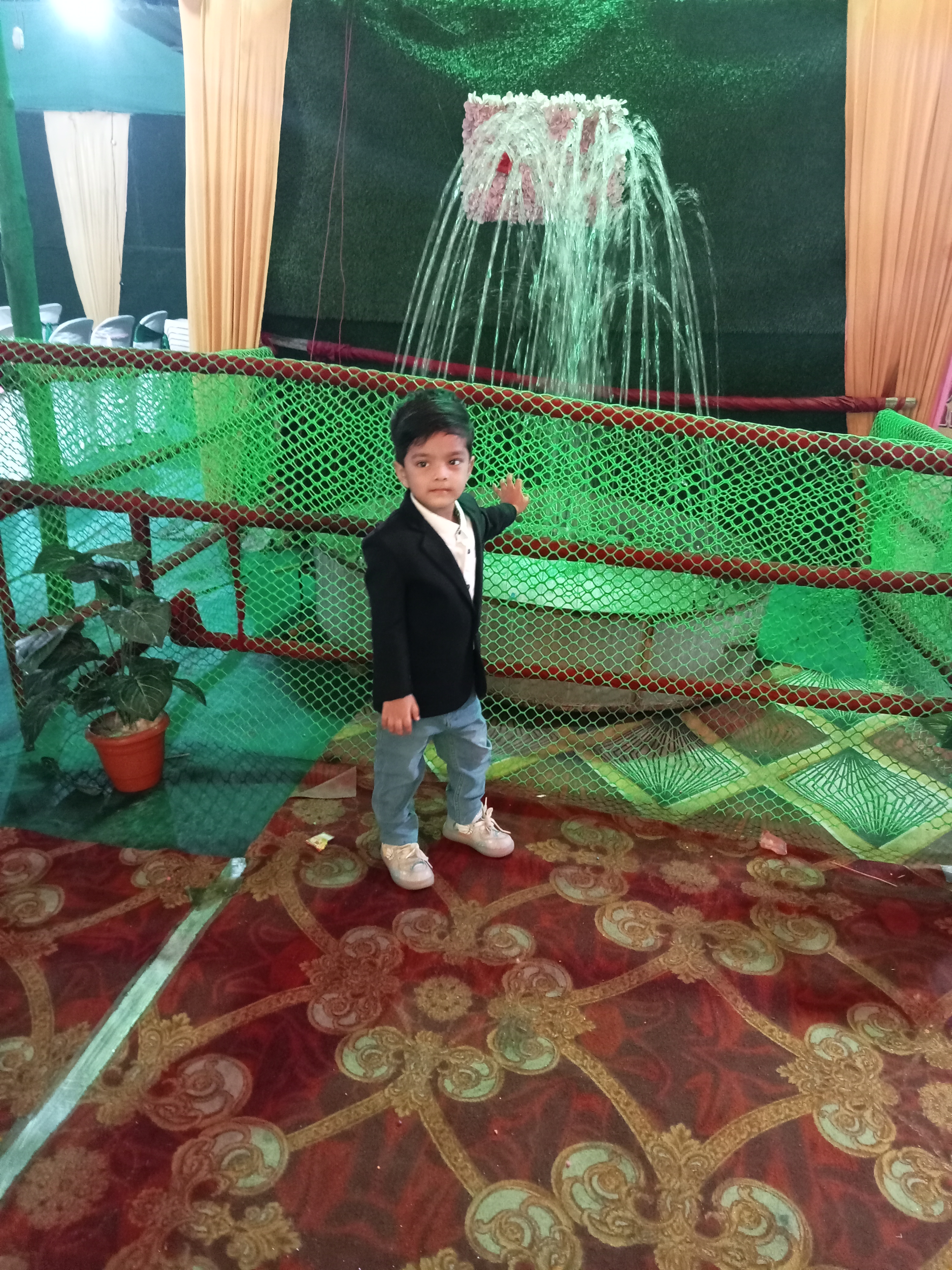 profile image of almas Shaikh