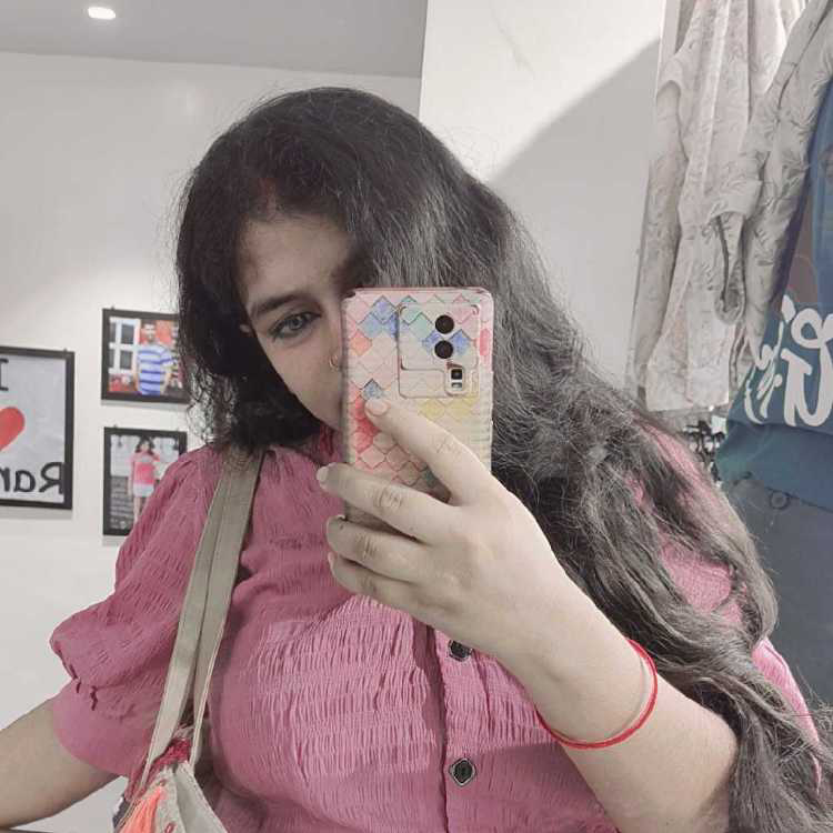 profile image of Saloni