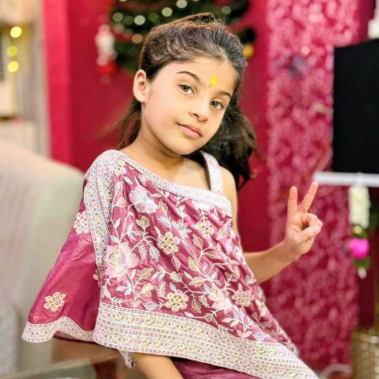 profile image of karishma