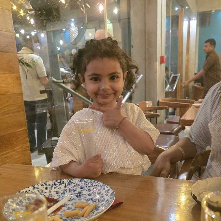 profile image of Himanshi