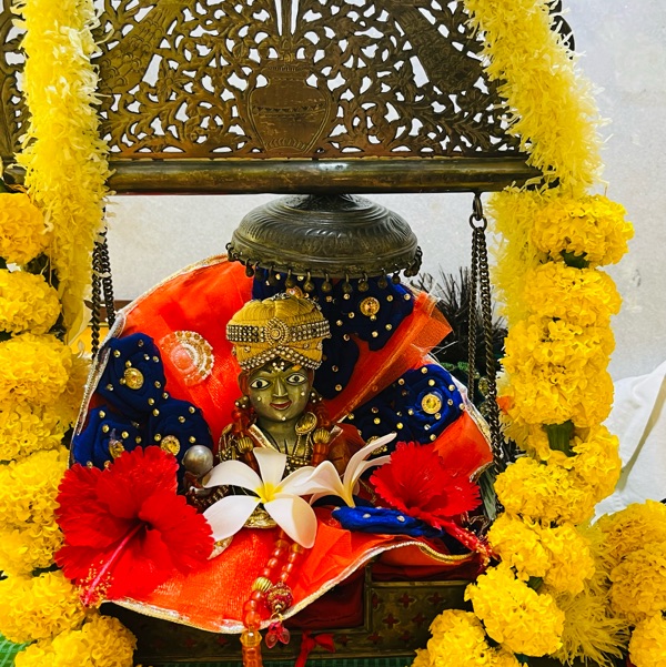 profile image of shivangi