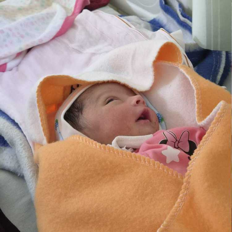 Pari profile image of Pari