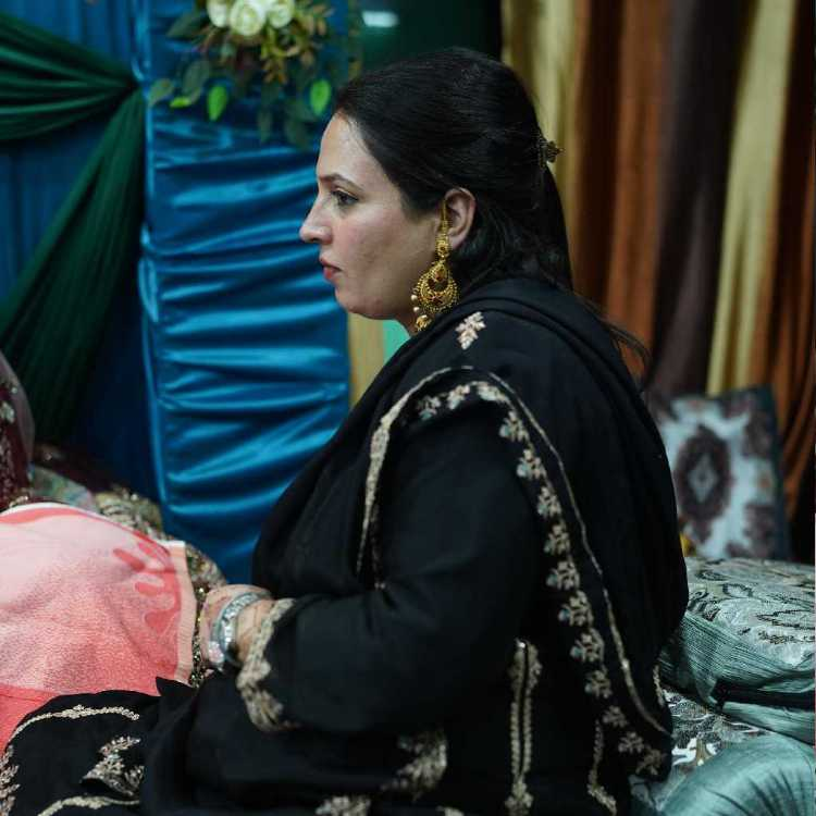profile image of Mrs muzamil zahid bhat