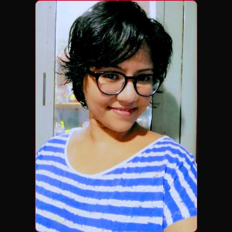 profile image of Clover Fernandes